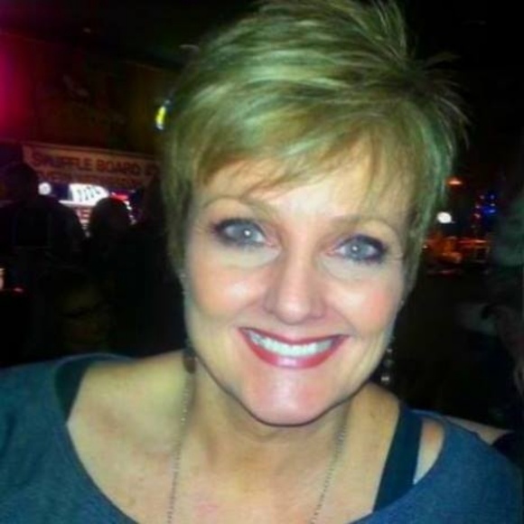 Meet your Posher, Kim - Picture 1 of 1